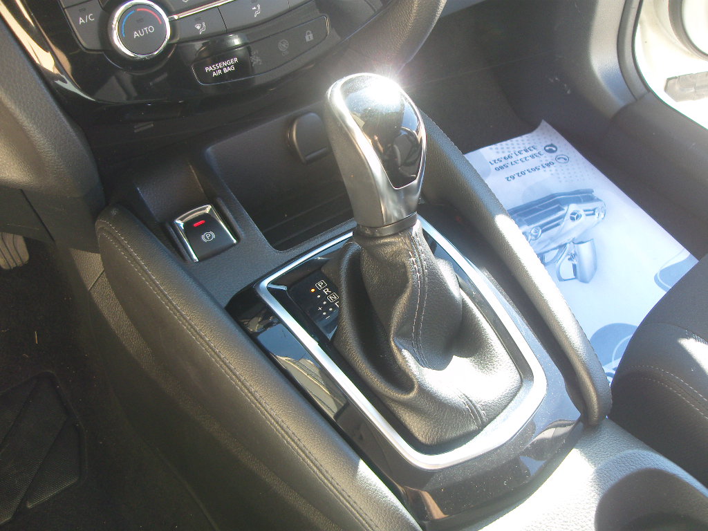 NISSAN QASHQAI 1.6 DCI AUTOMATICO